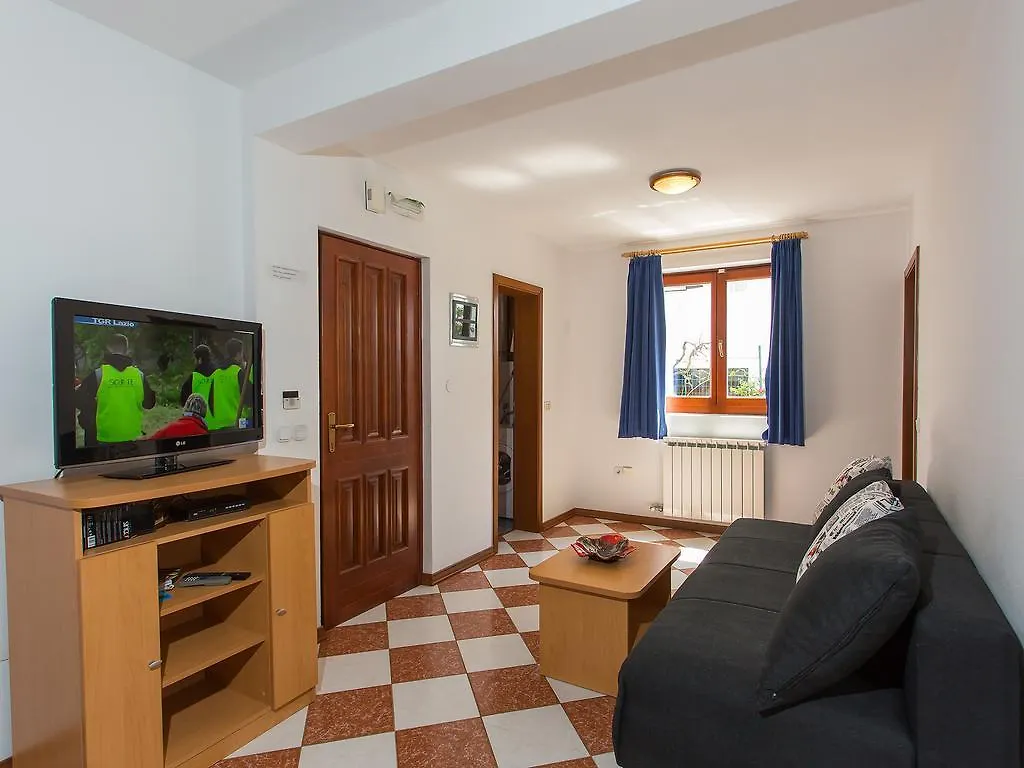 Apartments Ava Porec