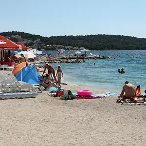 Jasmin , Trogir Horvátország