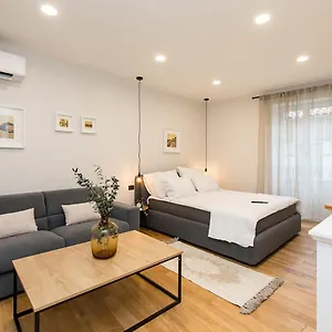 Apartment Newpremium Sinjorina, Historical Centre, Poreč