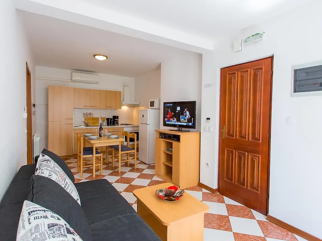 Apartments Ava Porec